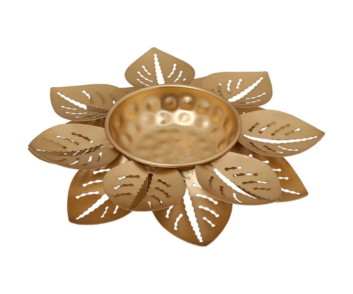 Floral Cutwork Metal Urli